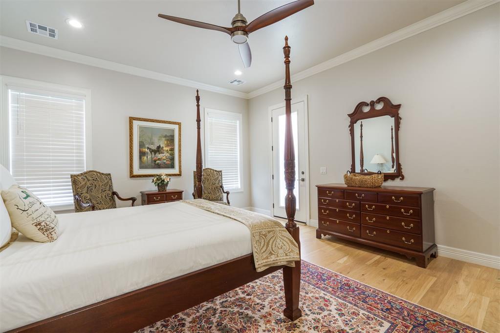 2908 Wood Thrush Way