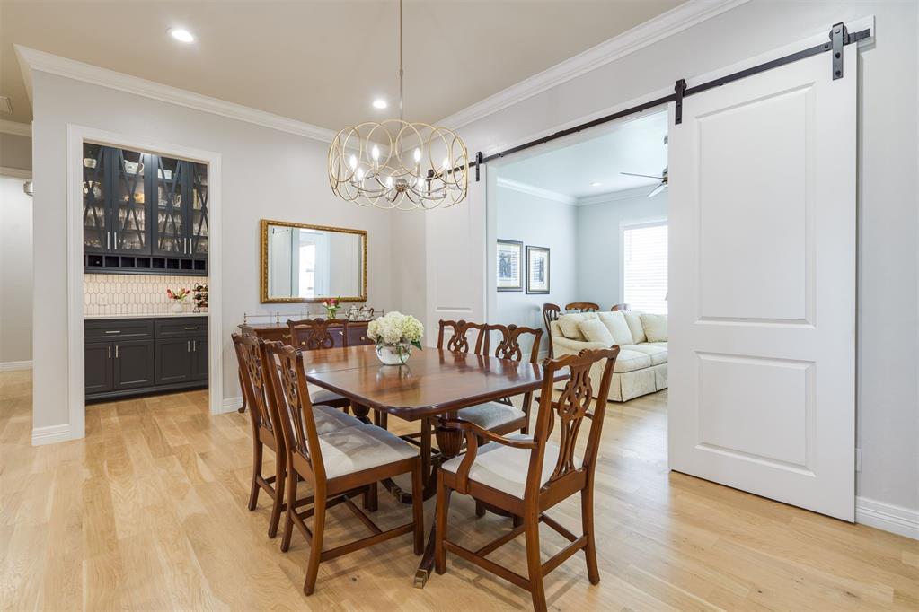 2908 Wood Thrush Way