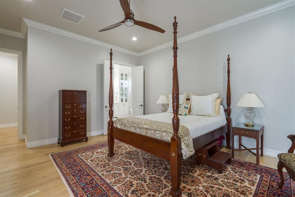 2908 Wood Thrush Way