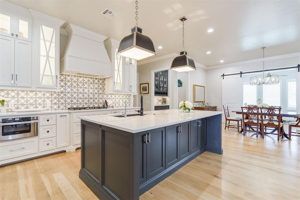 2908 Wood Thrush Way