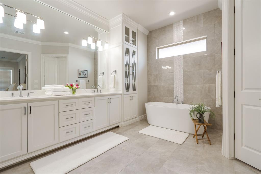 2908 Wood Thrush Way