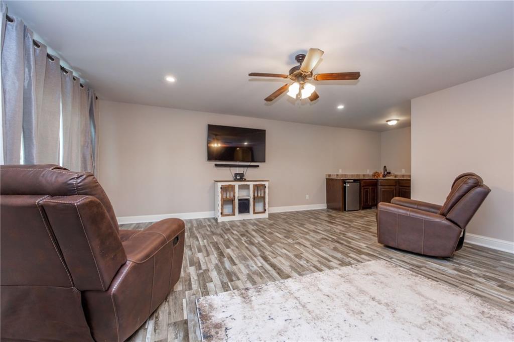 716 Dunes Circle