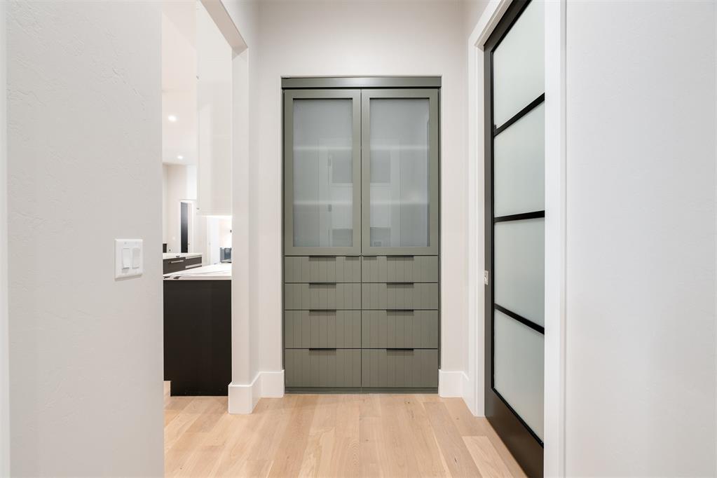 15604 Waterstone Way