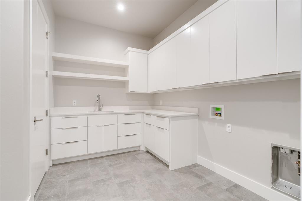 15604 Waterstone Way