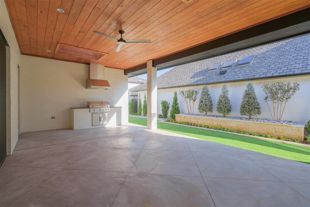 15604 Waterstone Way