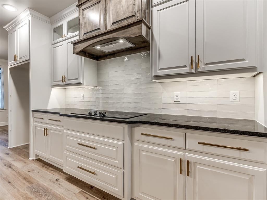 8103 Buffalo Ridge