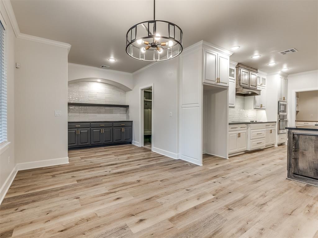 8103 Buffalo Ridge