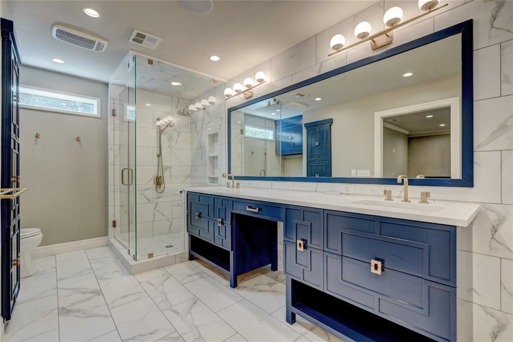 1201 Glenbrook Drive Unit: 1