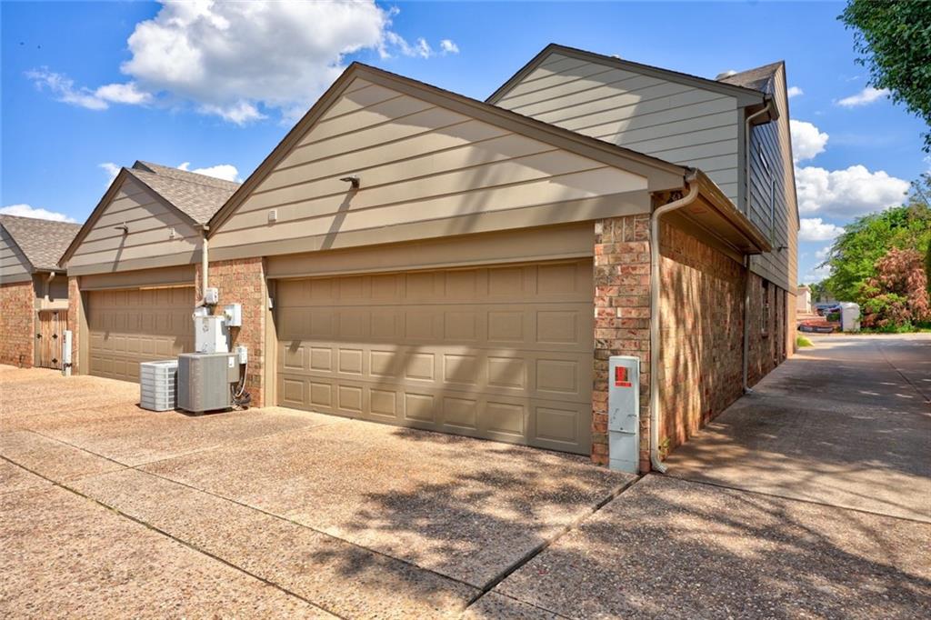 1201 Glenbrook Drive Unit: 1