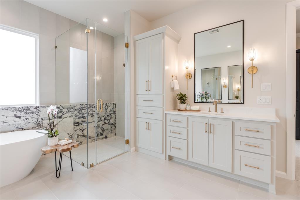 15016 Annecy Boulevard