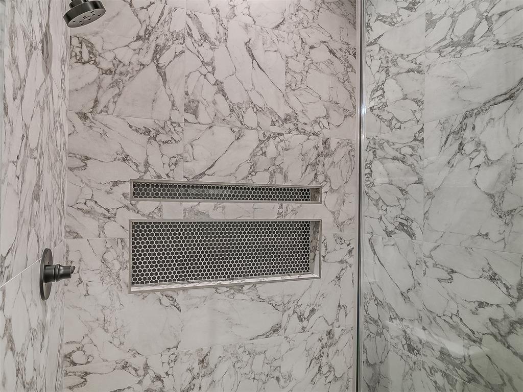 16404 Burgundy East Drive