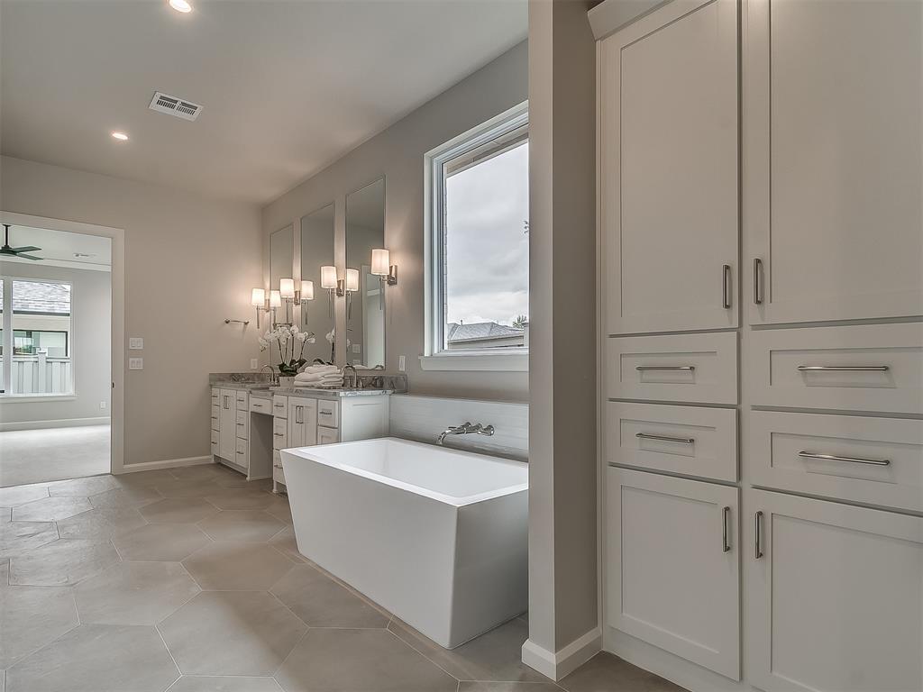 16404 Burgundy East Drive