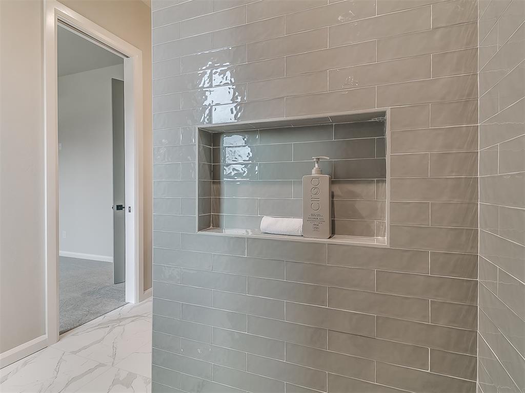 16425 Loire West Drive