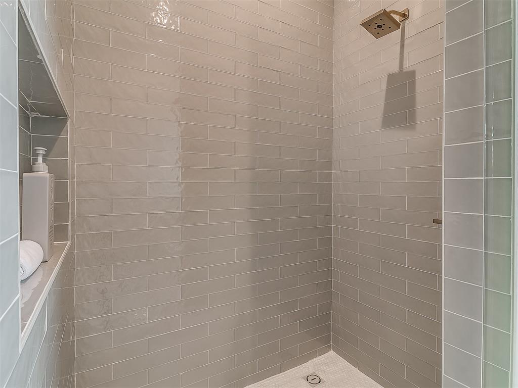 16425 Loire West Drive