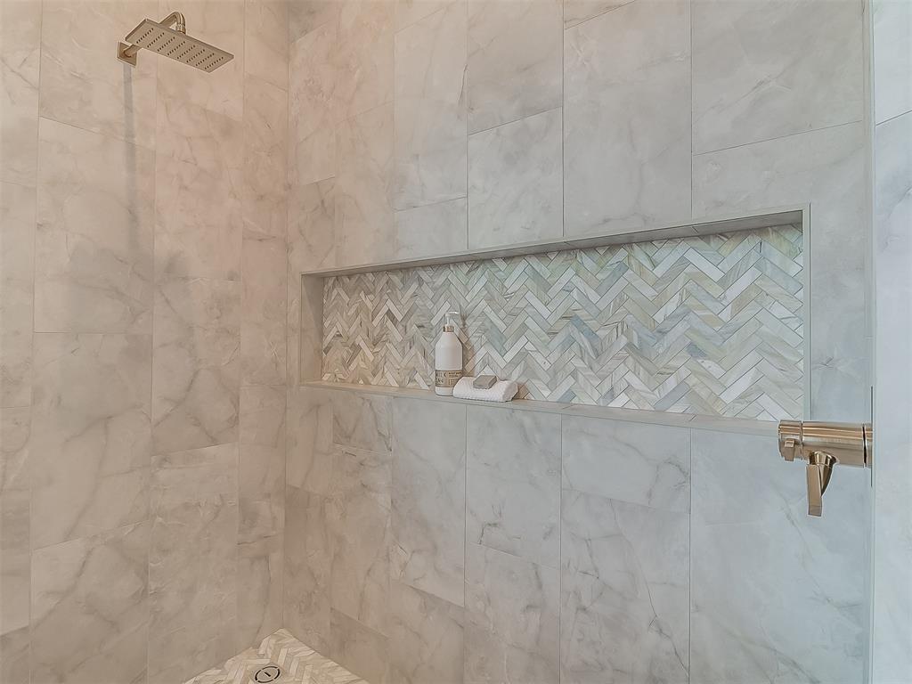 16421 Loire West Drive