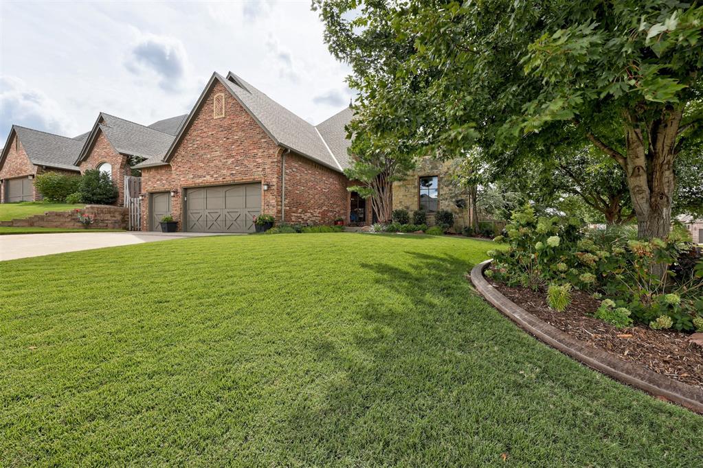 3200 Garden Hill Drive