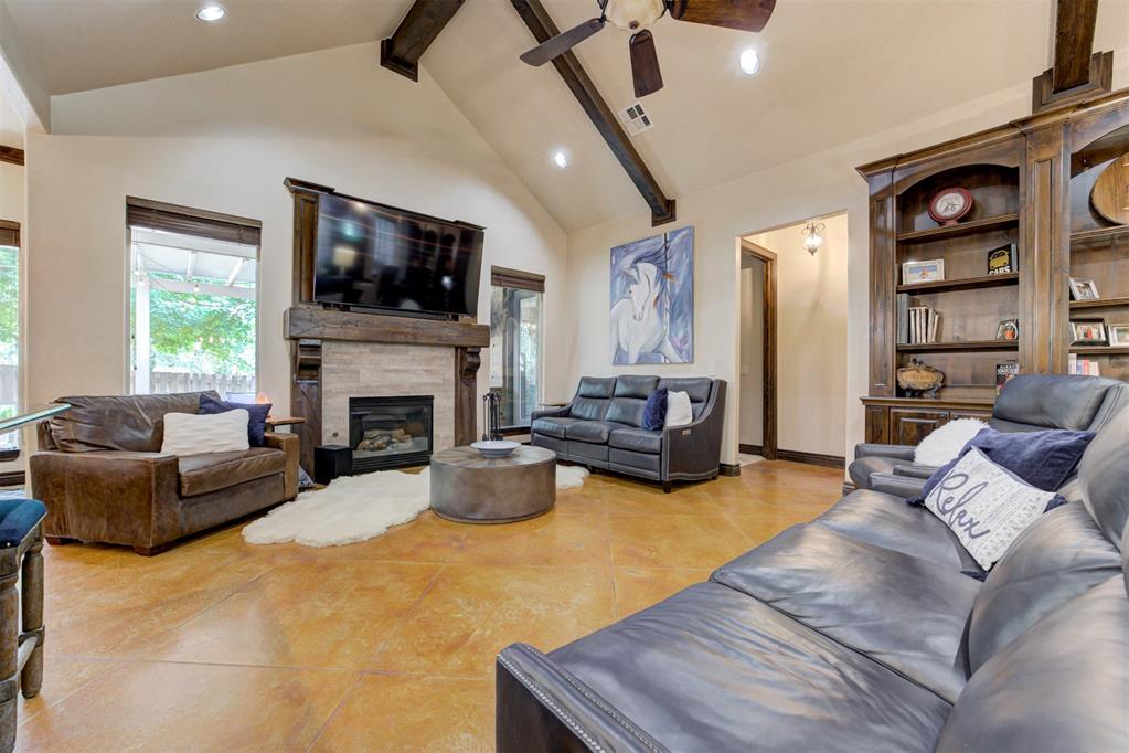 3200 Garden Hill Drive