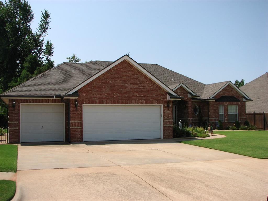 1612 Castle Rock Court