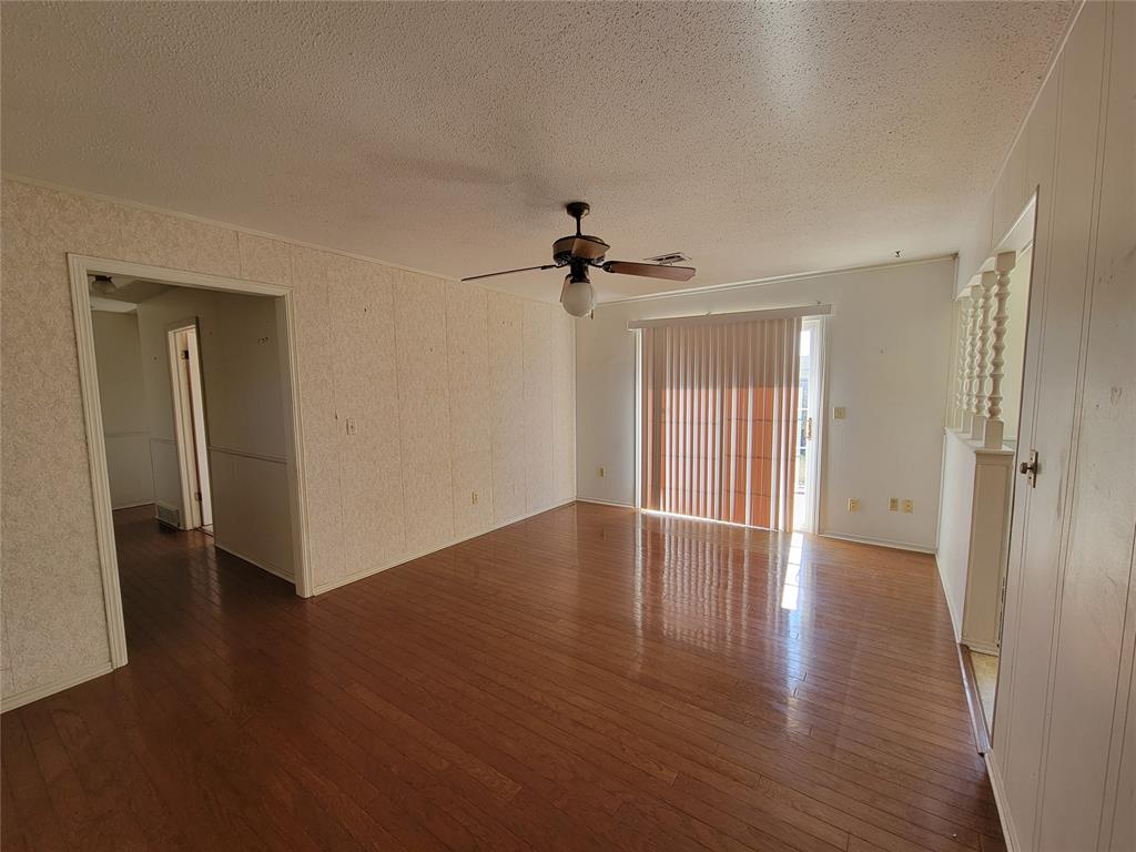 7424 NW 5th Terrace