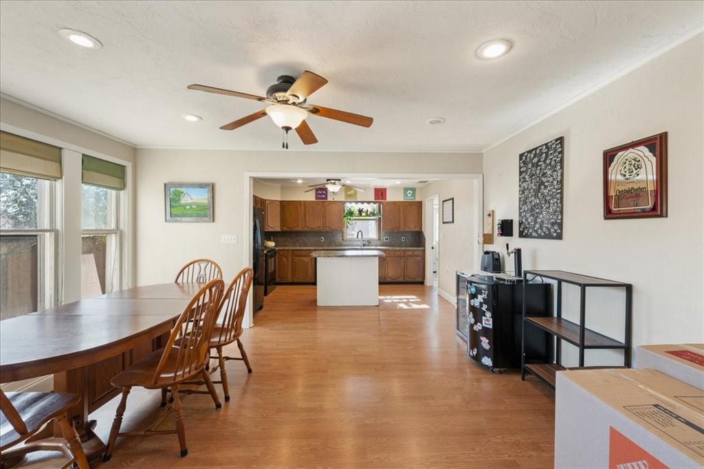 1623 W Washington Avenue