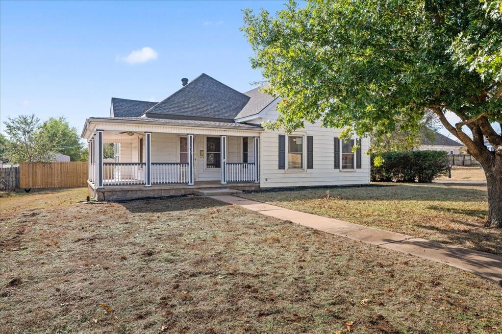 1623 W Washington Avenue