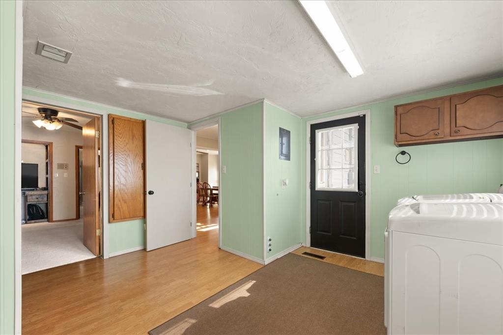 1623 W Washington Avenue