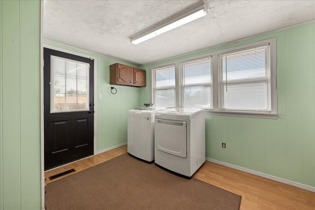 1623 W Washington Avenue