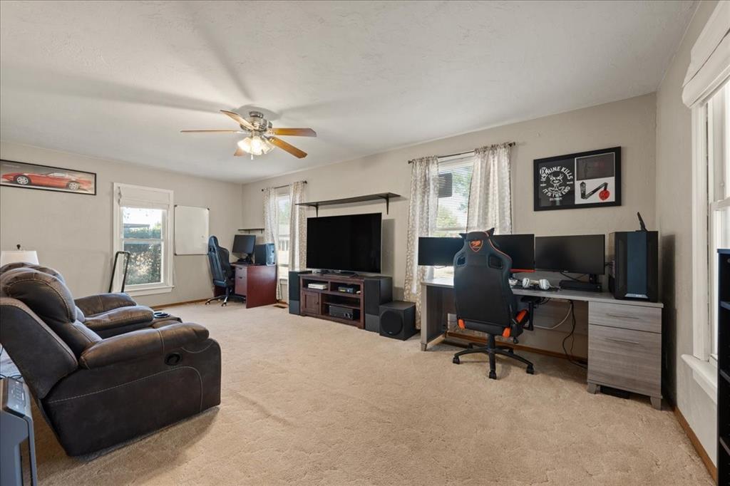 1623 W Washington Avenue