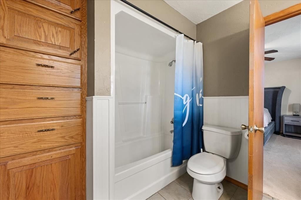 1623 W Washington Avenue