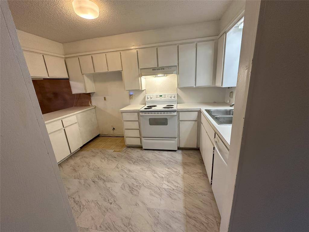 5812 Hefner Village Court