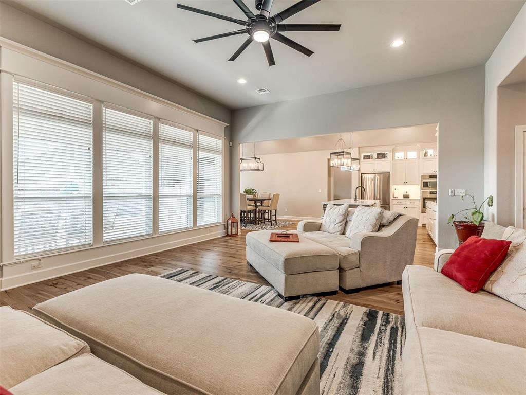 8616 Maple Creek Drive