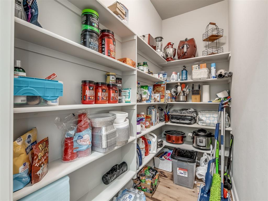 8616 Maple Creek Drive