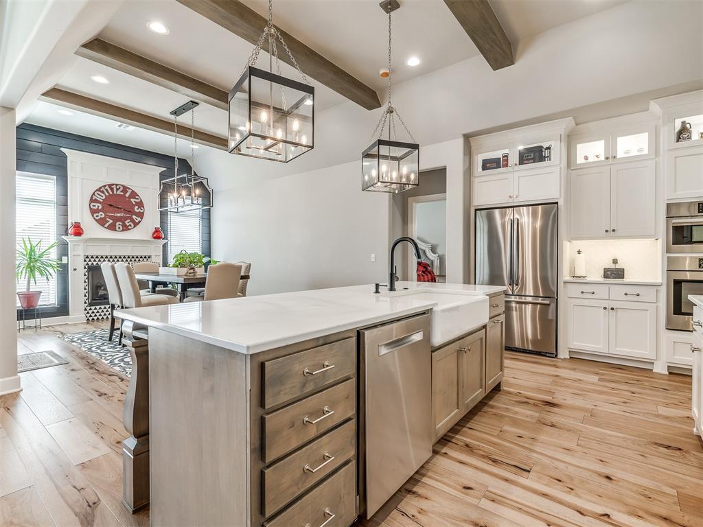 8616 Maple Creek Drive