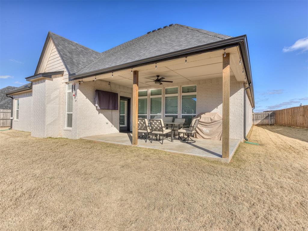 8616 Maple Creek Drive