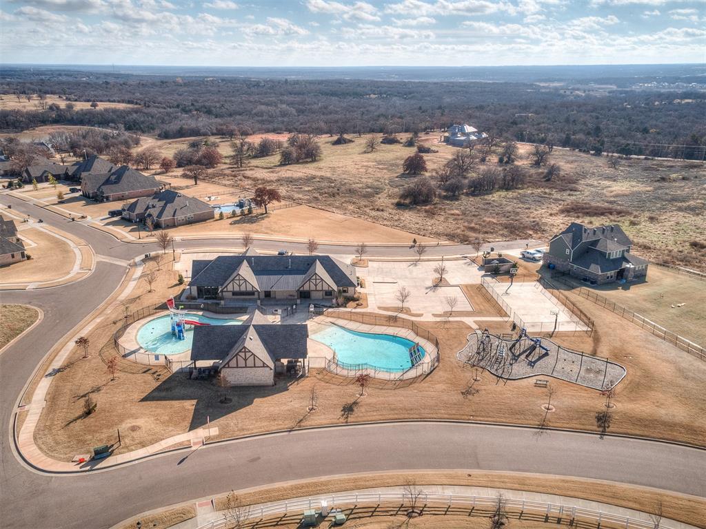 8616 Maple Creek Drive