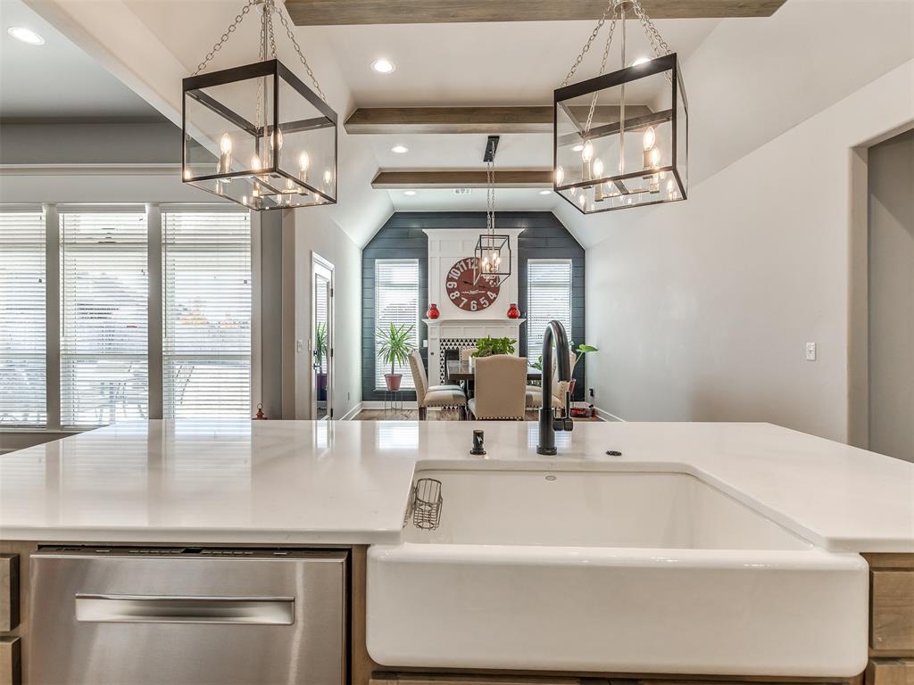 8616 Maple Creek Drive