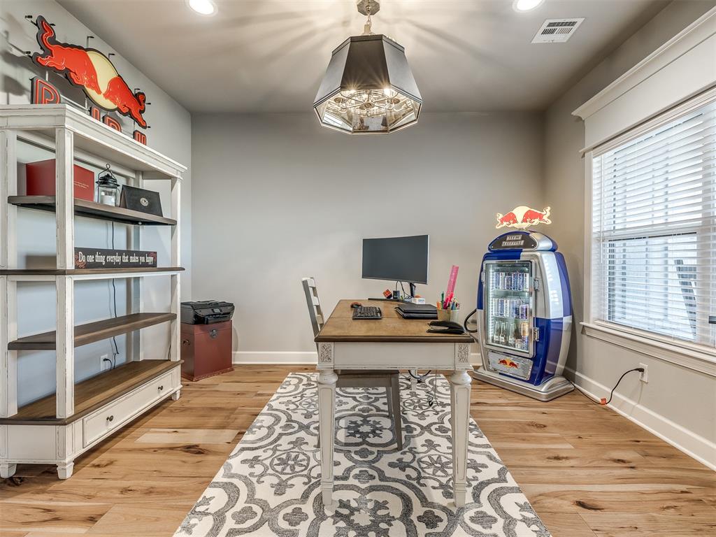 8616 Maple Creek Drive