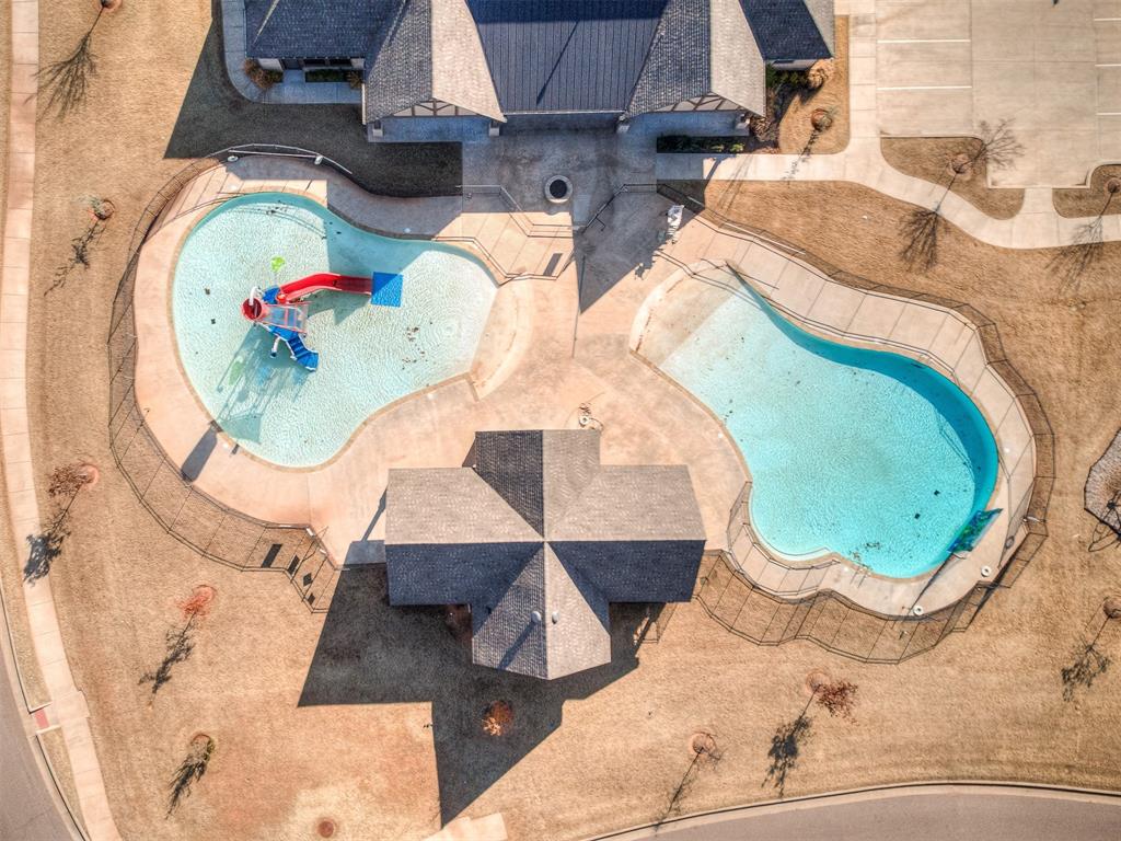 8616 Maple Creek Drive