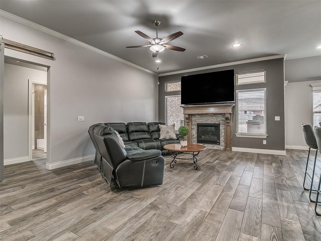 8504 NW 128th Terrace