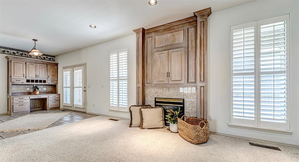 8325 NW 70th Street