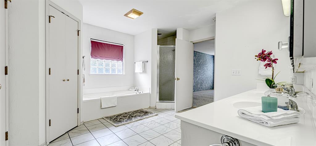 8325 NW 70th Street