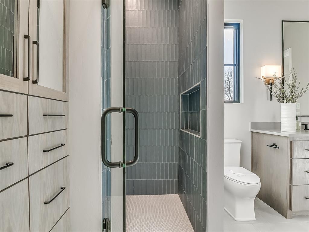 15600 Waterstone Way