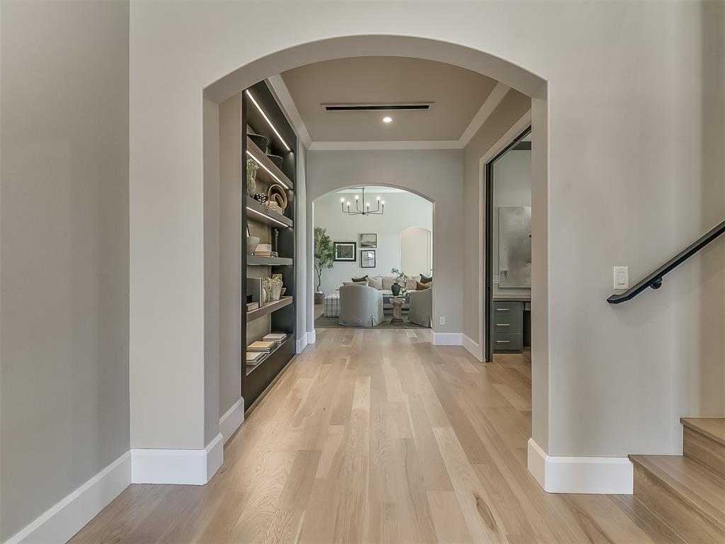 15600 Waterstone Way