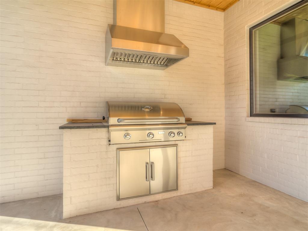 15600 Waterstone Way