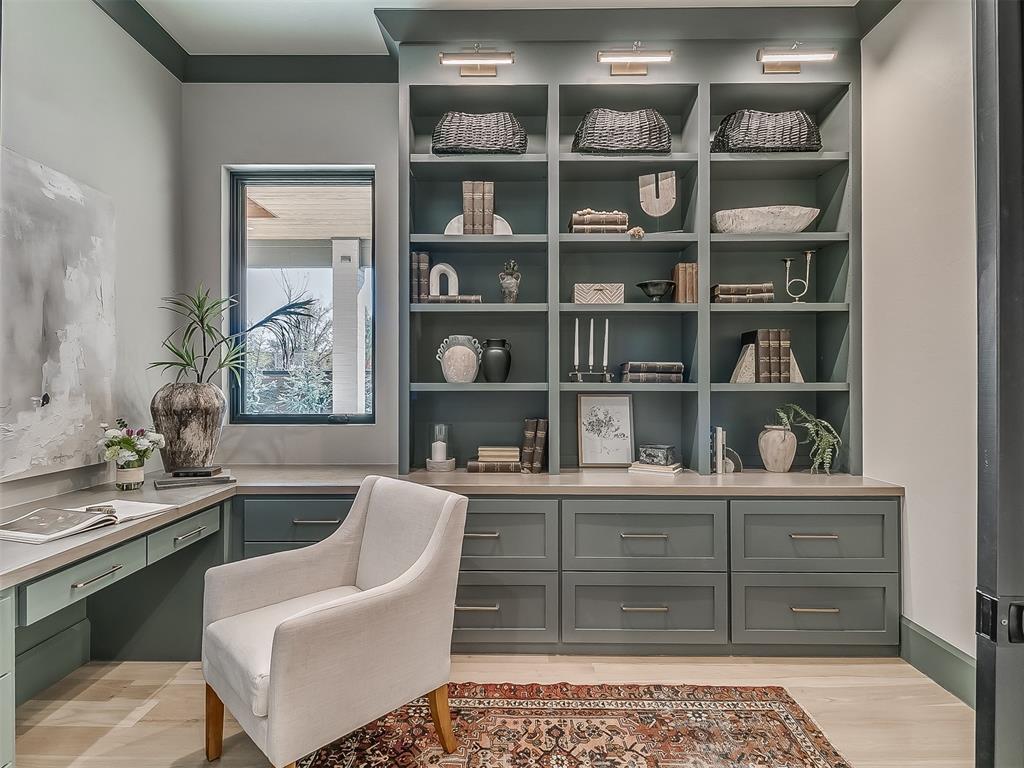 15600 Waterstone Way