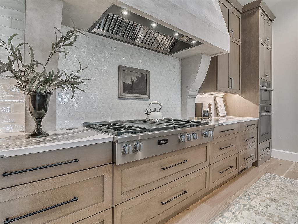 15600 Waterstone Way