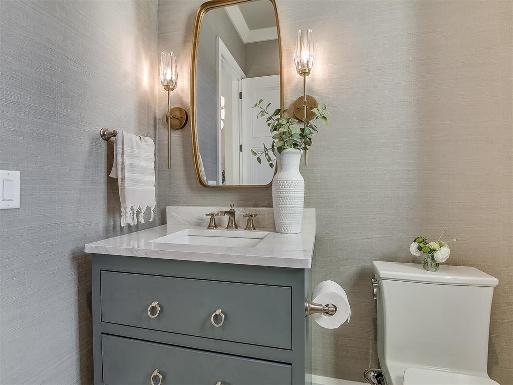 15600 Waterstone Way