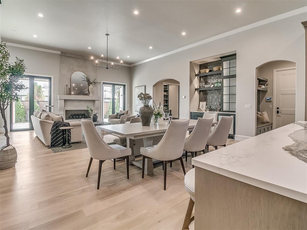 15600 Waterstone Way