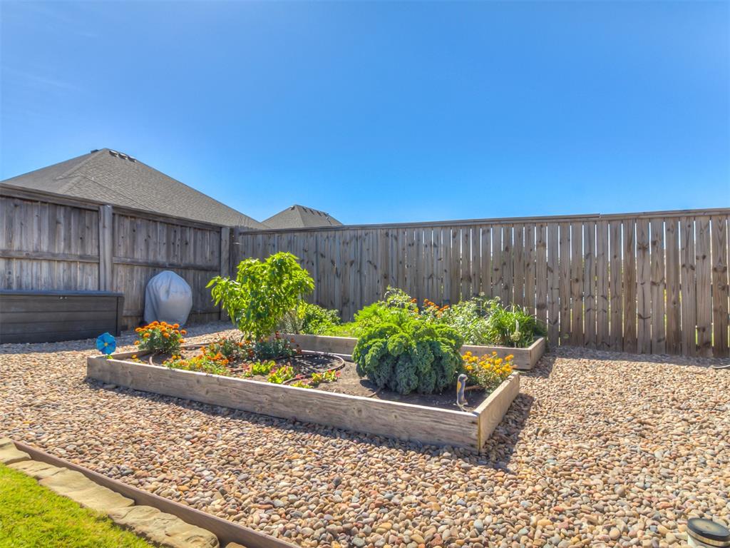 13560 Cobblestone Curve Road