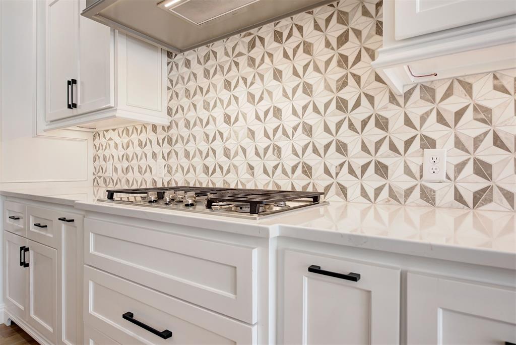 3000 Gold Finch Drive